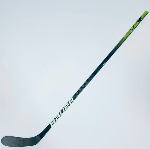Like New David Pastrnak Custom Gold Bauer GEO (2N Pro Build) Hockey Stick-RH-70 Flex-Pastrnak