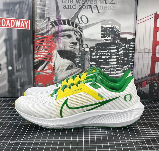 Nike Air Zoom Pegasus 40 Oregon Ducks Running Shoes Men display picture 3