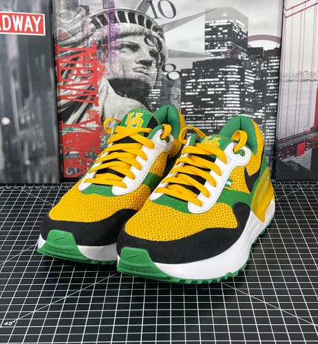 Nike College Air Max SYSTM Oregon Ducks Shoes DZ7738-700 Men’s Size 9.5 US  NEW