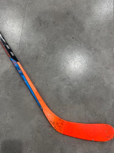 Used Youth Warrior Covert QRE10 Hockey Stick Left Hand W03