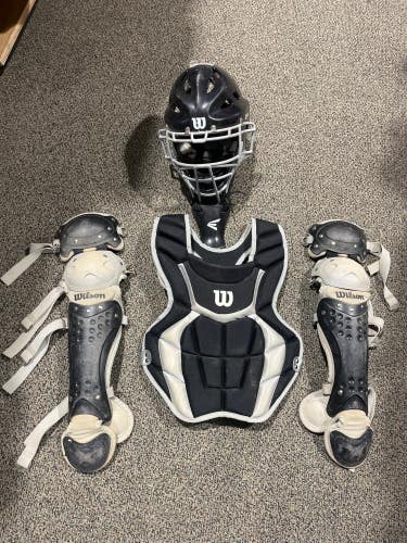 Used Youth Wilson Catcher's Set