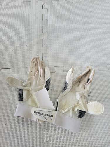 Used Rawlings Wmns Gloves Md Batting Gloves