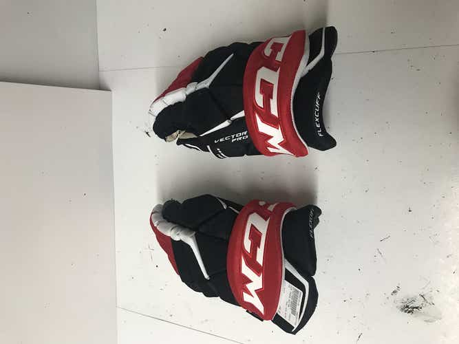 Used Ccm Tacks Vector 14" Hockey Gloves