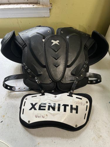 Used Youth Xenith Fly Shoulder Pads