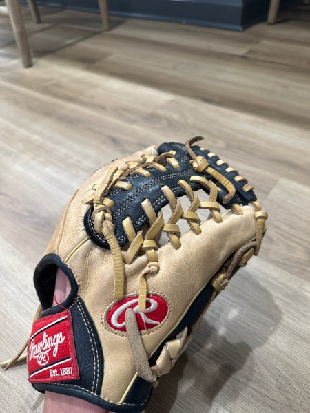 Used Infield 11.5" Gold Glove Elite Baseball Glove