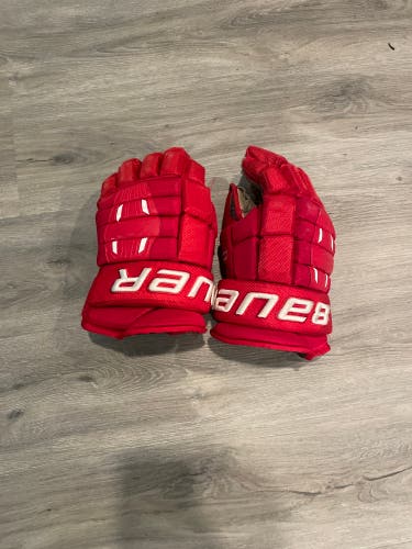 Bauer 14"  Gloves Red