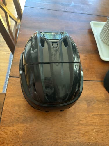 Used Small Bauer  Re-Akt 95 Helmet