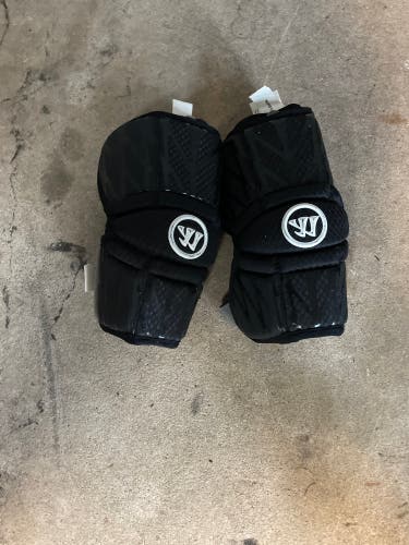 Used Youth Warrior Burn Arm Pads