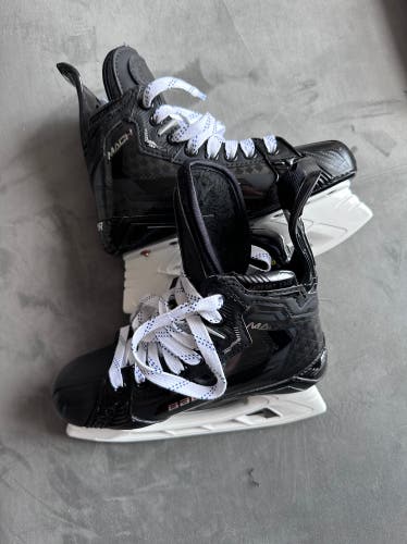 New Bauer Pro Stock  Supreme Mach Hockey Skates