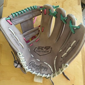 Used  Right Hand Throw 11.75" R9 Baseball Glove