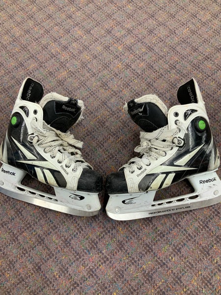 Used Reebok 7K hockey skates size 5