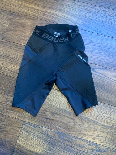 LIKE NEW USED Bauer Core 2.0 Senior Compression Shorts SIZE  S