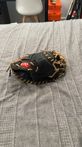Used  Catcher's 32.5" Gold Glove Elite Baseball Glove