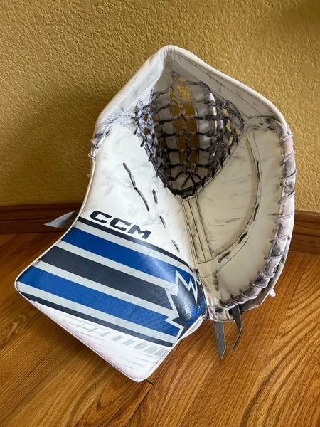 Winnipeg Jets NHL Return Used CCM Regular Pro Stock EFlex 6