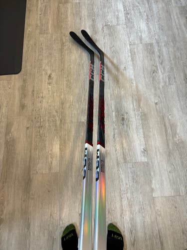 2 New Senior CCM Left Hand P29 70 Flex Jetspeed FT6 Pro Hockey Stick
