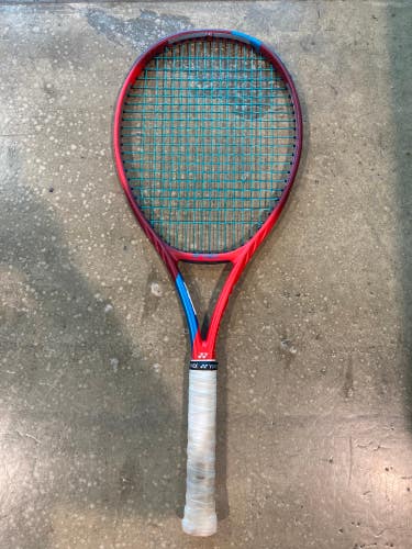 Used Men's YONEX VCORE 98 Tennis Racquet