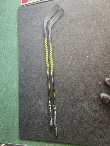 2 Used Senior Warrior Right Handed P88 Pro Stock Alpha QXT Pro Team Hockey Stick