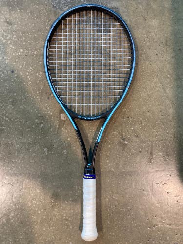 Used Men's HEAD Graphene 360+ Gravity MP Tennis Racquet
