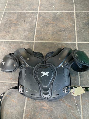 Used Small Youth Xenith Xflexion Fly Shoulder Pads