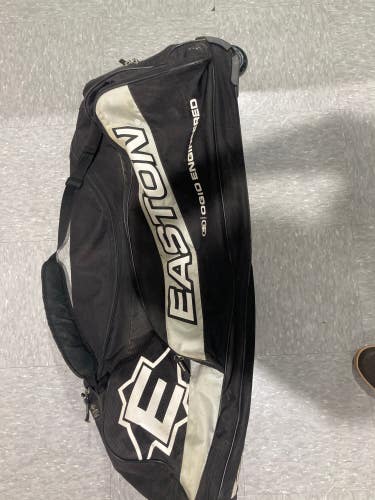 Used Easton Wheeled Catcher's Bag