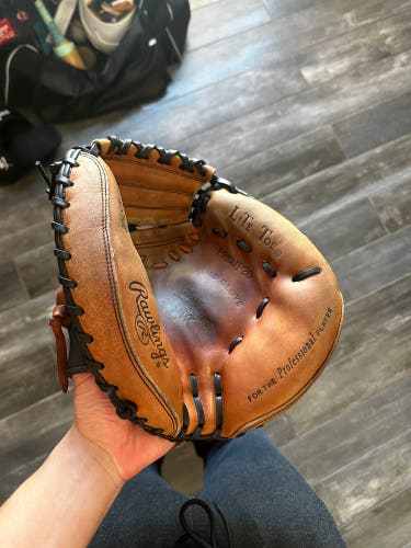 Used Rawlings HOH Catcher's Glove 32.5”