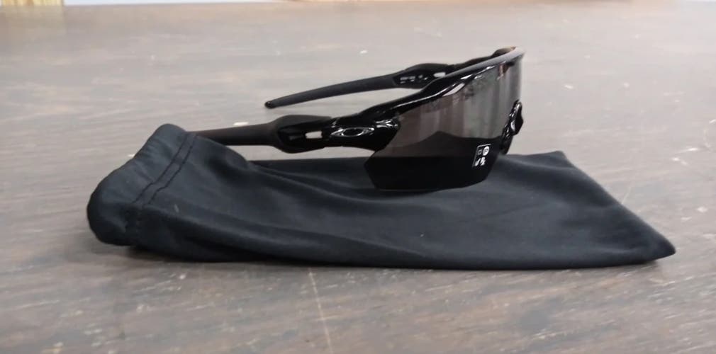 Used Unisex Oakley Radar EV Sunglasses