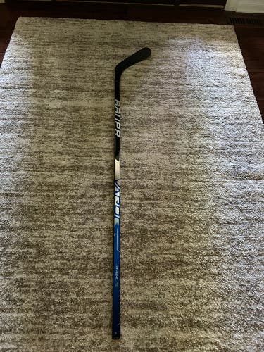 Used Senior Bauer Right Handed P90 Pro Stock Nexus Sync Hockey Stick