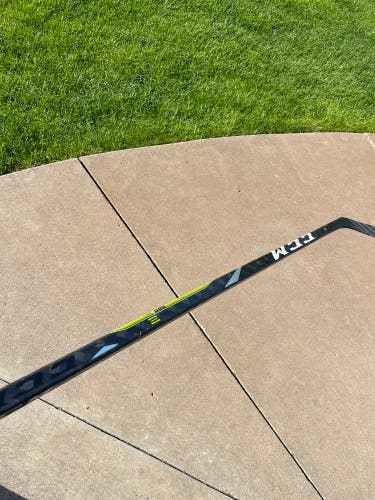 Used Senior CCM Right Handed P28 RibCor Pro 3 PMT Hockey Stick