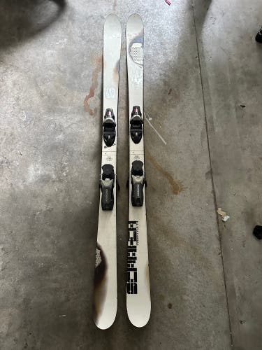 Used Men's All Mountain With Bindings Max Din 12 Scratch Skis