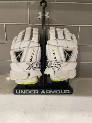 Like New!  STX Cell V Lacrosse Gloves Extra Small