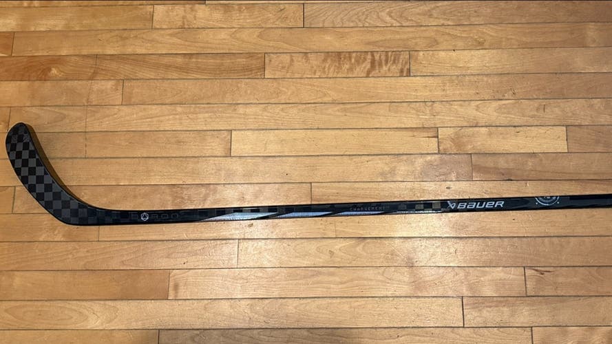 ALMOST NEW Intermediate Bauer Proto-R Left Hand Hockey Stick P92