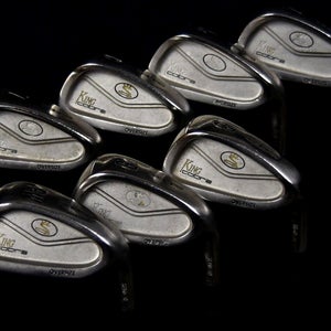 KING COBRA OVERIZE IRON SET 4 5 6 7 8 9 PW  LENGTH: (4) 38. 5 IN RH NEW GRIPS