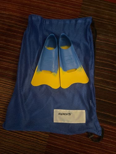 Sporti swimming flippers and mesh bag-size Youth 4-6