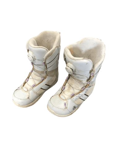 Used K2 Kat Boa Junior 04 Girls' Snowboard Boots