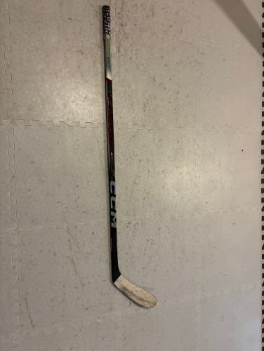 Used Junior CCM Left Hand P28 Jetspeed FT6 Pro Hockey Stick