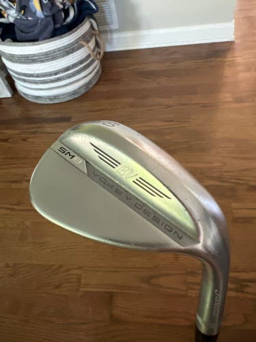 Used Titleist Right Handed 60 Degree Vokey SM8 Wedge