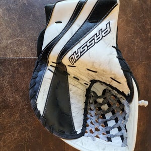 Custom Passau goalie glove JR/INT - used