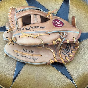 Used Left Hand Throw 11" RBG50 Baseball Glove