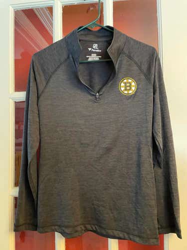 Lot of 4 Men's Size Small Shirts - Bruins