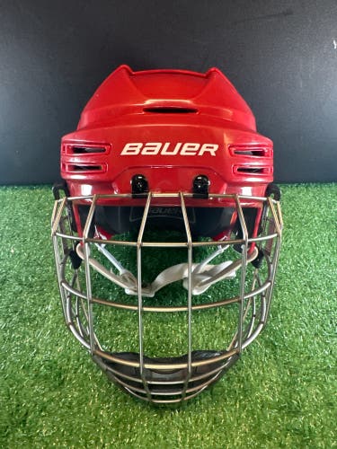 Red Bauer RE-AKT 75 Hockey Helmet Combo