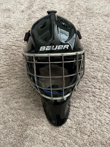 Used Senior Bauer  NME 8 Goalie Mask