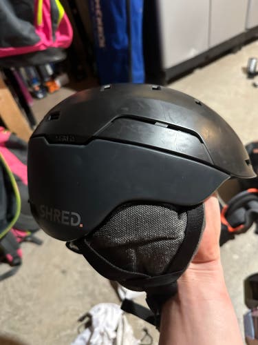 Used Medium/Large Shred Notion Helmet