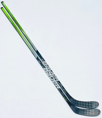 New 2 Pack Custom Gold Bauer Vapor Hyperlite Hockey Stick-LH-77 Flex-Kuch Pro Curve-Grip