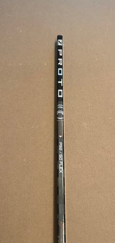 Junior Bauer Proto-R Right Handed Hockey Stick P92