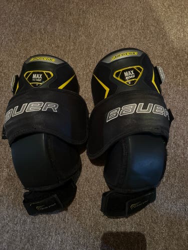Used Bauer Supreme Knee Guards