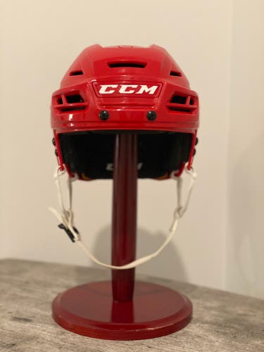 Used Medium CCM Tacks 710 Helmet