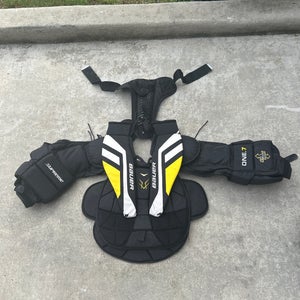 Used  Bauer Supreme One.7 Goalie Chest Protector
