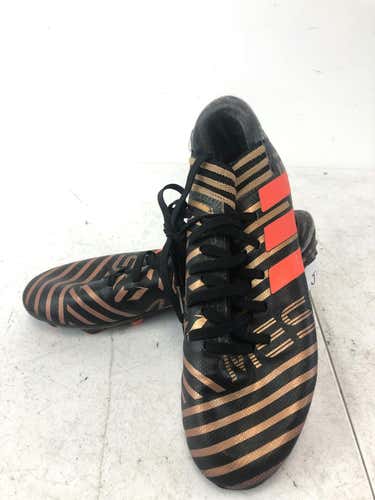 Used Adidas Nemeziz Messi Size 5.5 Soccer Cleats