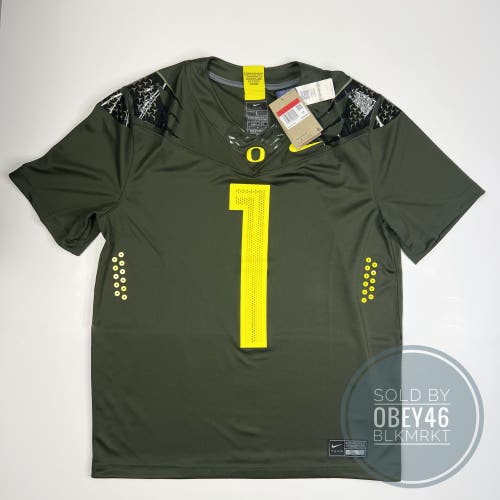 Nike College Oregon Men's Game Football Jersey Size L