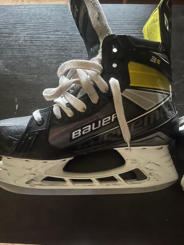 Used Senior Bauer  7 Supreme 3S Hockey Skates